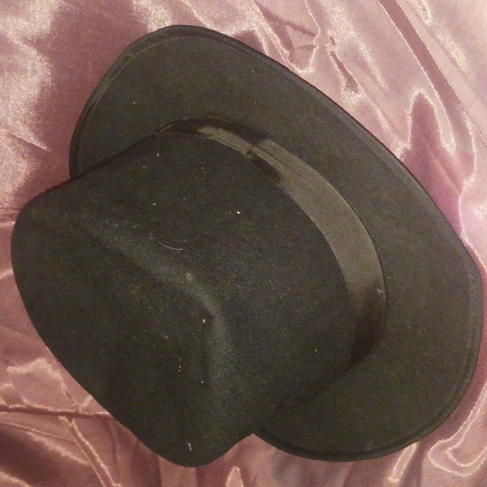Vintage/antique circa 1900 Planar Top Hat.